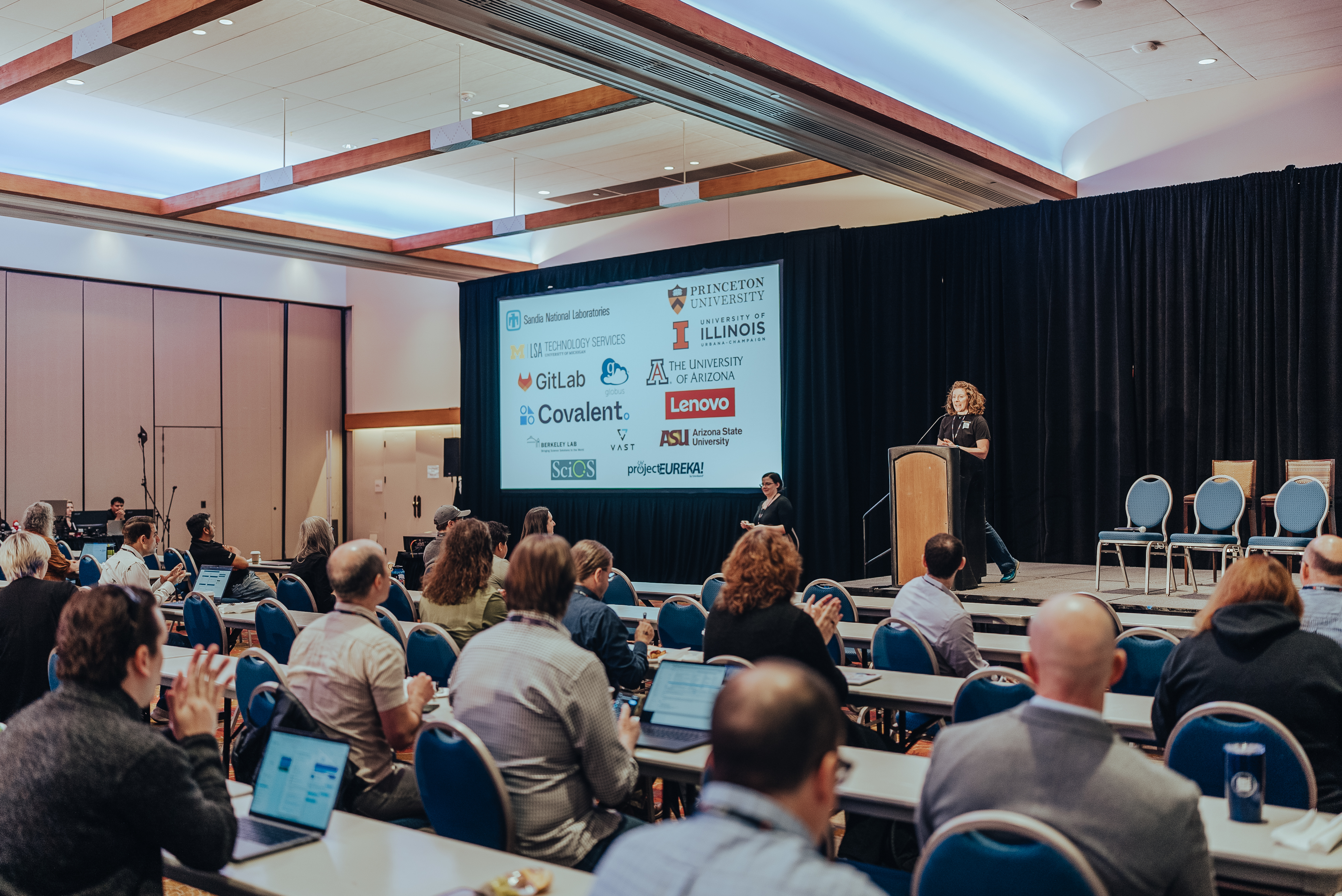 Photo from a previous US-RSE conference